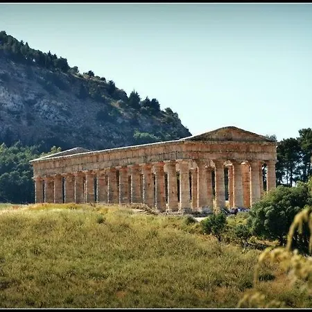 Grace's Place Scopello (Sicily)